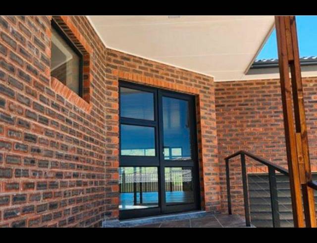 3 BEDROOM HOUSE FOR SALE IN DANA BAY